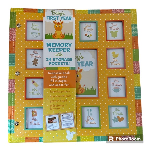 Baby's First Year Memory Keeper with 24 Storage Pockets - Picture 6 of 10